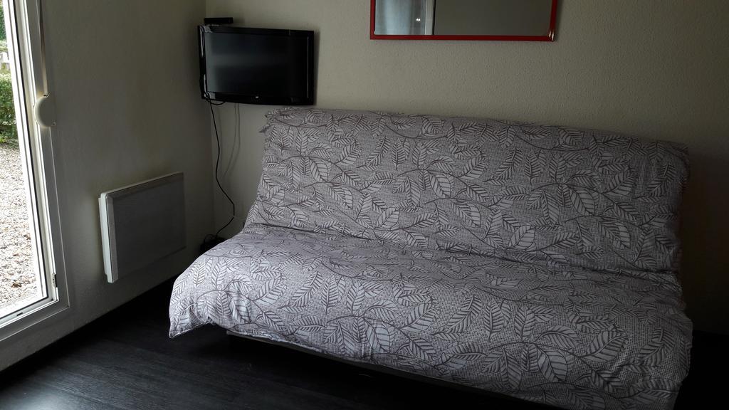 Ferienwohnung Studio Au Calme Deville-les-Rouen Exterior foto